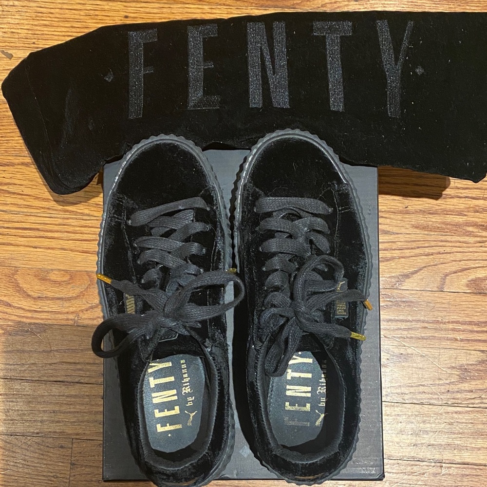 Fenty Black Velvet Women's Athletic Shoes